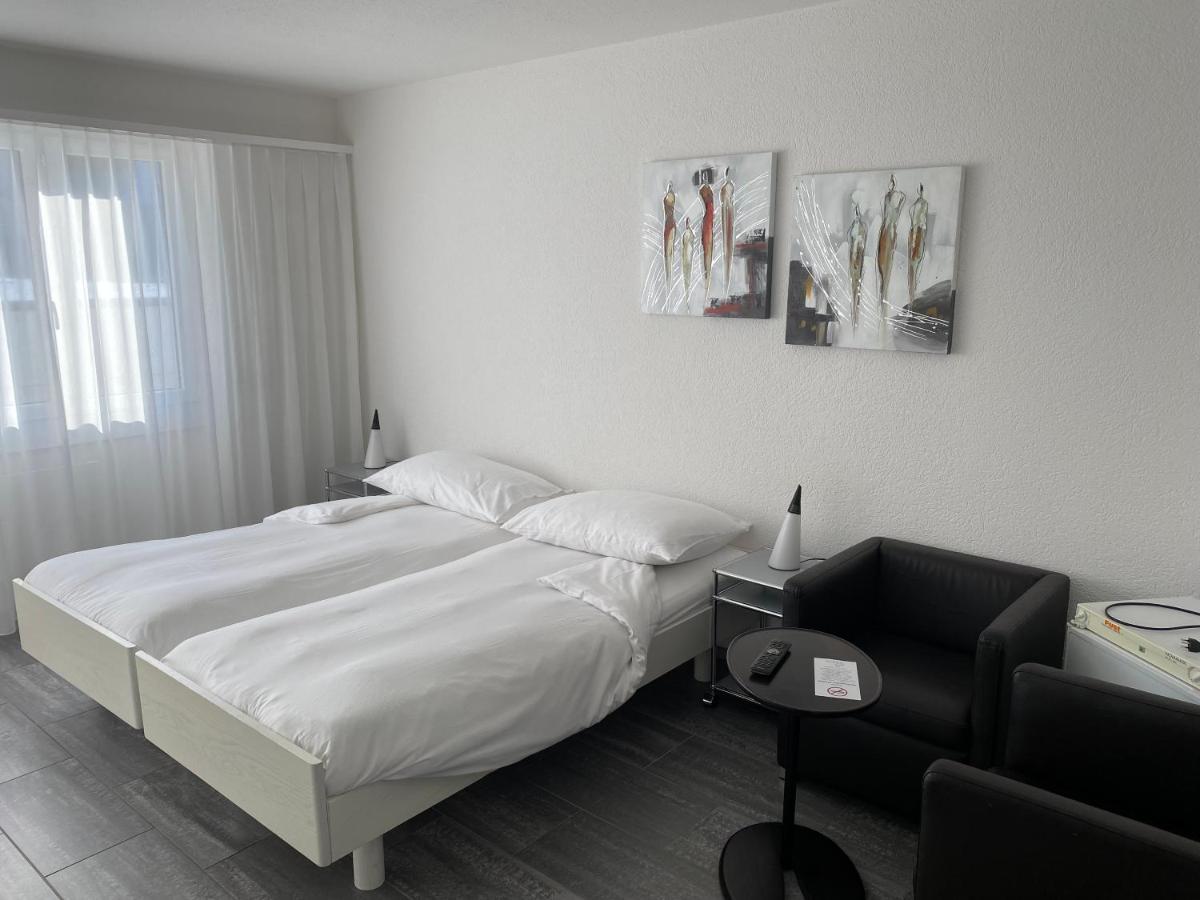 Hotel Baeren Niederscherli Eksteriør billede