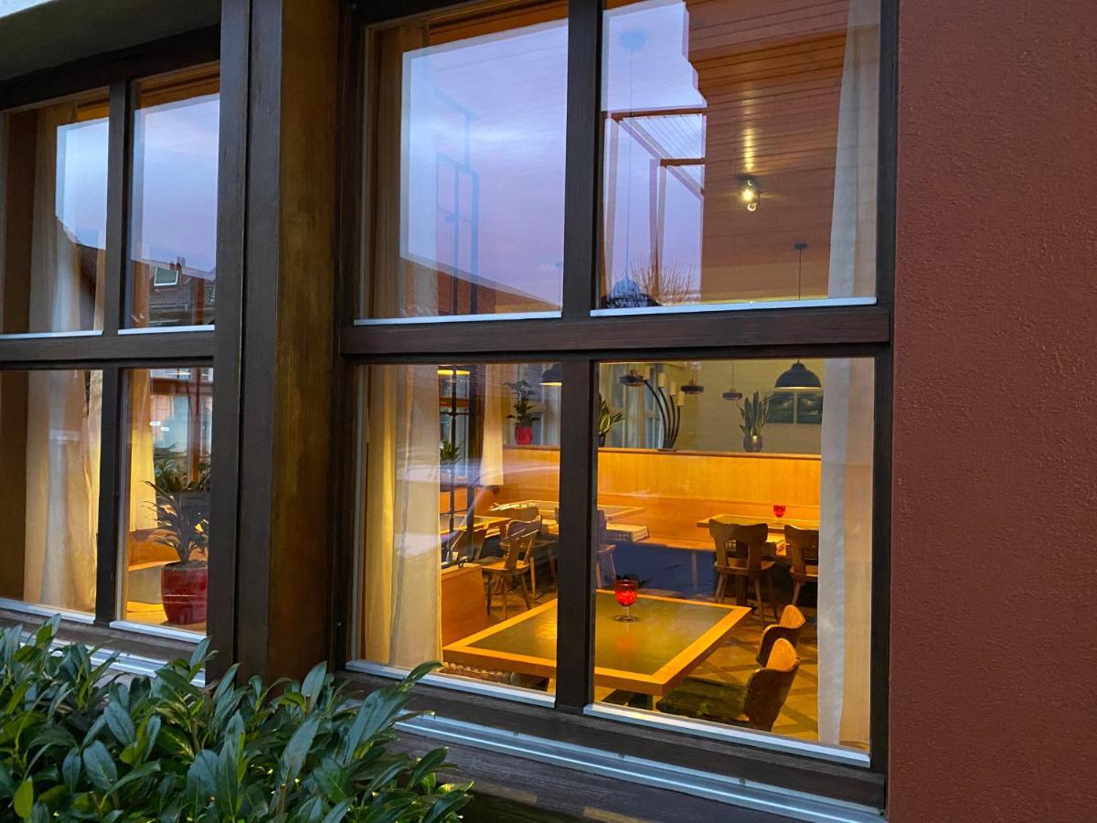 Hotel Baeren Niederscherli Eksteriør billede