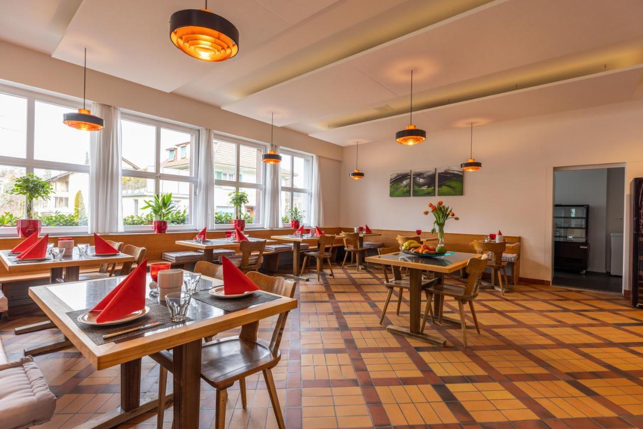 Hotel Baeren Niederscherli Eksteriør billede