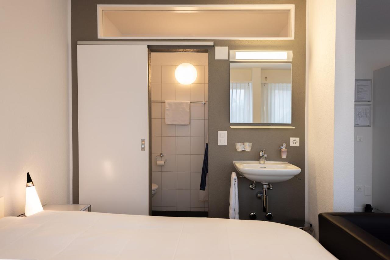 Hotel Baeren Niederscherli Eksteriør billede