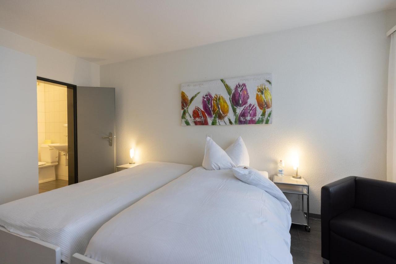 Hotel Baeren Niederscherli Eksteriør billede