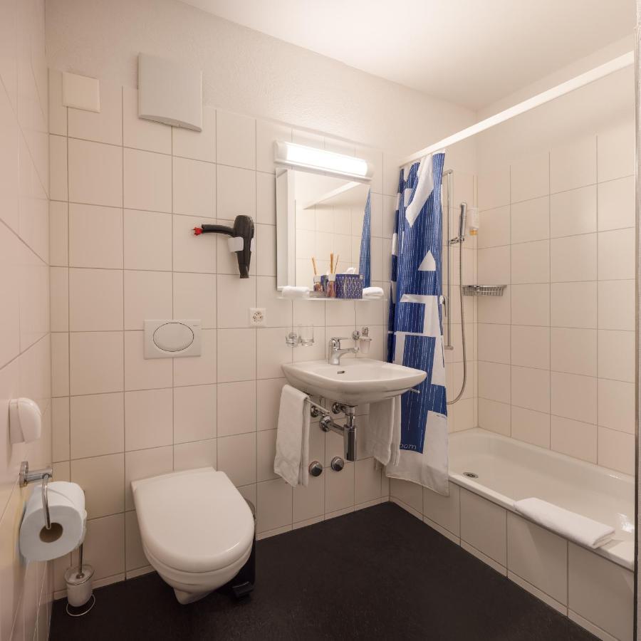 Hotel Baeren Niederscherli Eksteriør billede